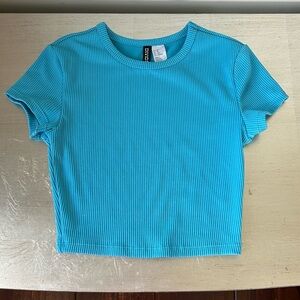 h&m ribbed blue crop top